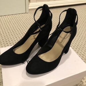 Never worn Just Fab Joselyn Pumps. Size 8